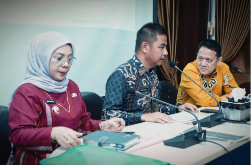 Jaga Pasokan dan Stabilitas Harga, Bupati Kampar Minta Dinas Terkait Koordinasi dengan Bulog