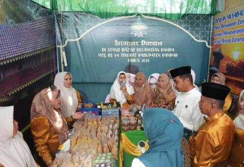 Ekonomi Kreatif Kampar Bergeliat di Bazar MTQ ke-54