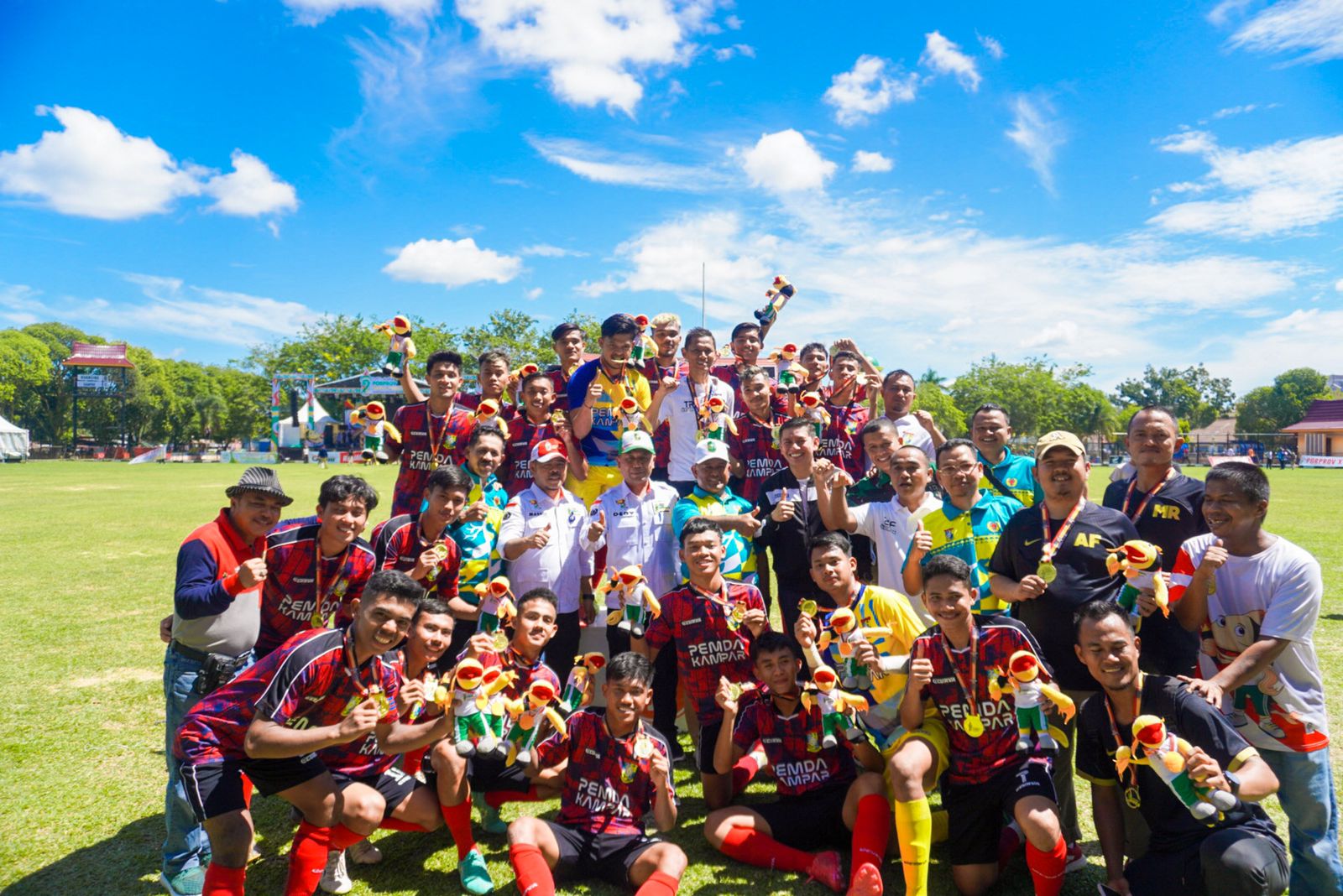 Tim Sepak Bola Kampar Kembali Juara Porprov Riu X